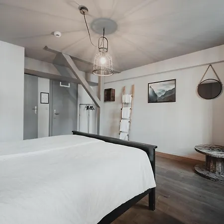 No8 Boutique - Self Check In Hotel Unterseen