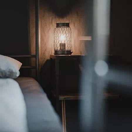 No8 Boutique - Self Check In Hotell Unterseen