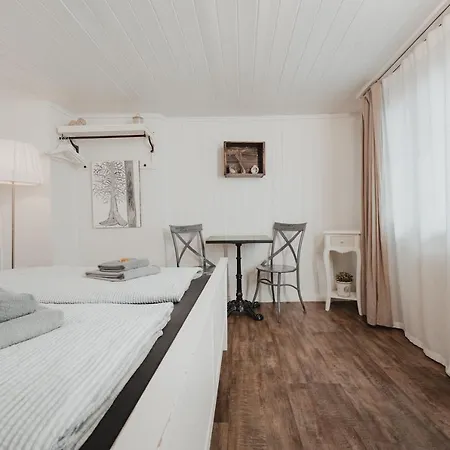 No8 Boutique - Self Check In 호텔 3*