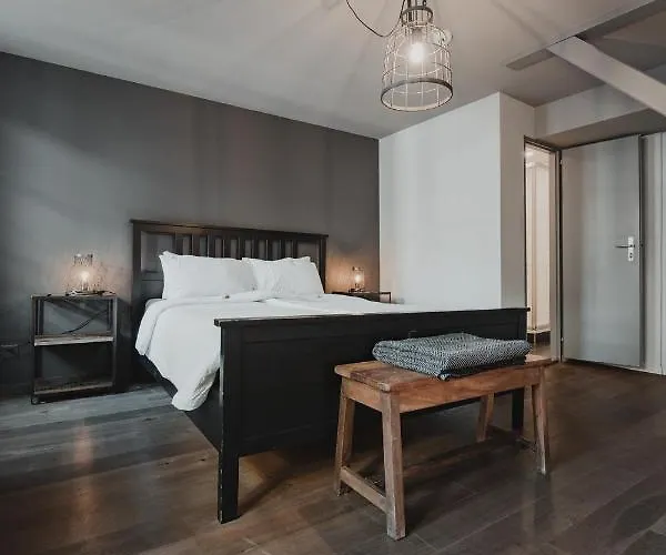 Hotel No8 Boutique - Self Check In