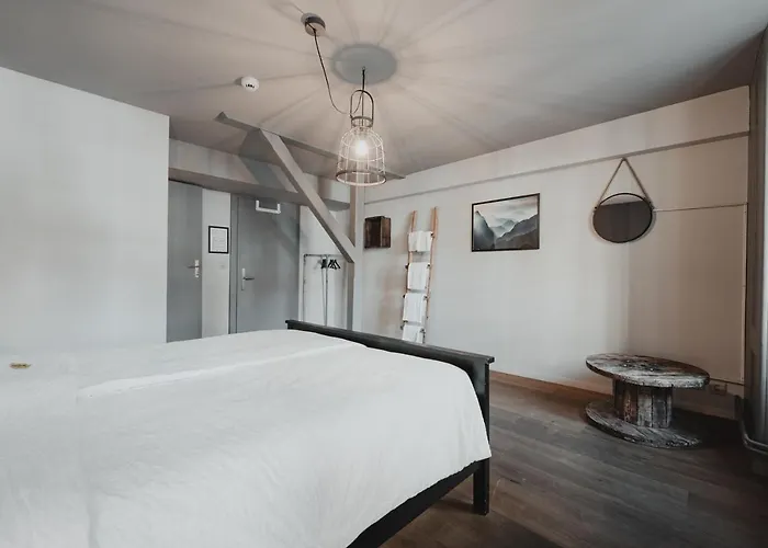 No8 Boutique - Self Check In Hotel Unterseen