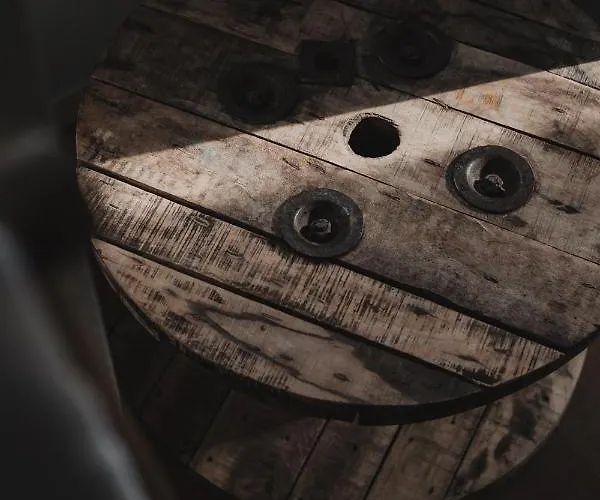 No8 Boutique - Self Check In Unterseen