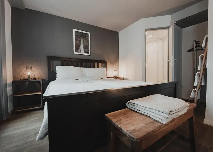 No8 Boutique - Self Check In Hotel Unterseen