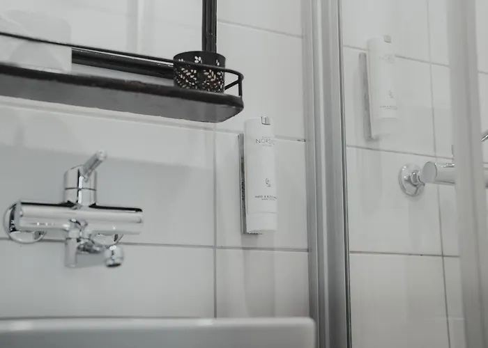 No8 Boutique - Self Check In 酒店 Unterseen