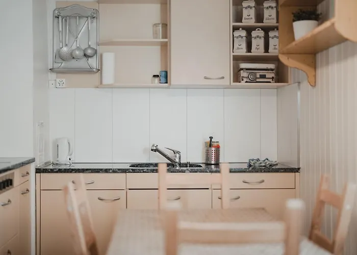 No8 Boutique - Self Check In Hotel Unterseen