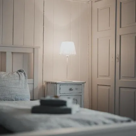 Отель No8 Boutique - Self Check In 3*