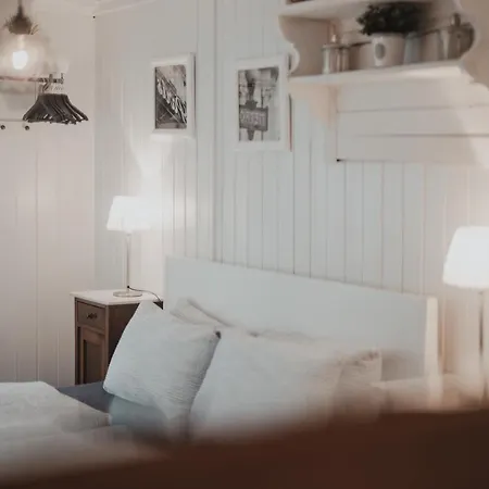 No8 Boutique - Self Check In 3* Unterseen