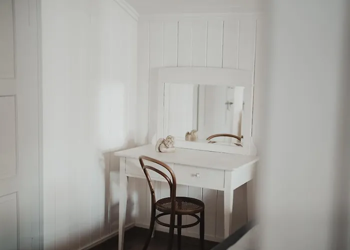 No8 Boutique - Self Check In Отель 3*