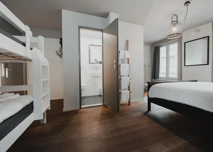 No8 Boutique - Self Check In