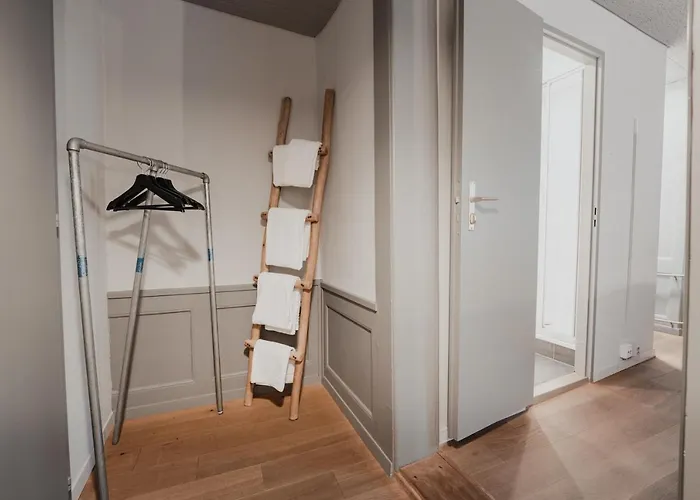 No8 Boutique - Self Check In Unterseen